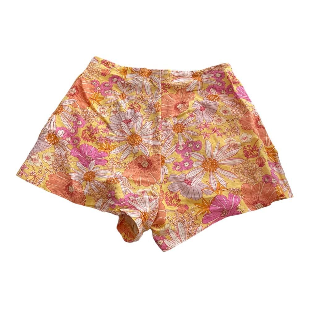 H&M Floral Print  Linen Blend Shorts Elastic Waist Size 8. - Picture 3 of 5